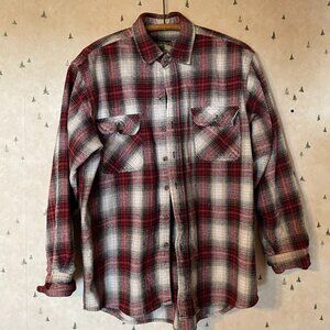 Heavyweight Field and Stream Flannel Button Up Shirt